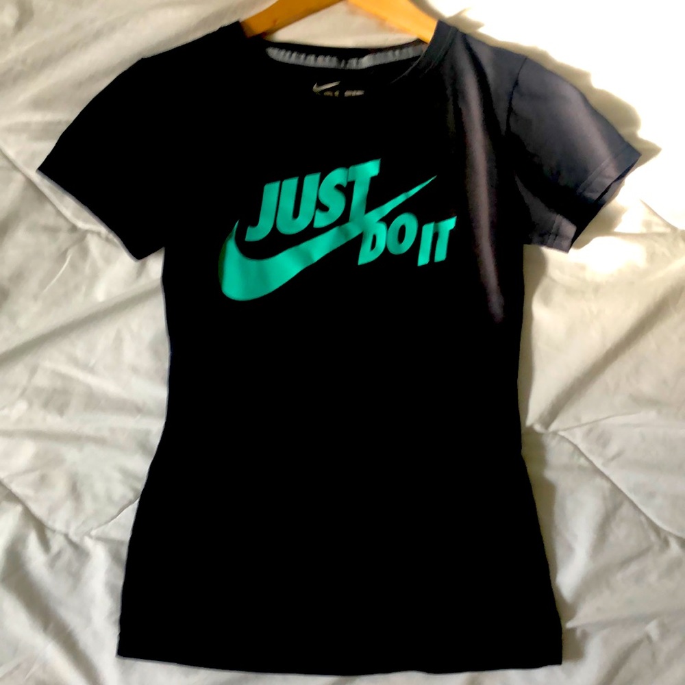 Nike Dri Fit Tee Shirt